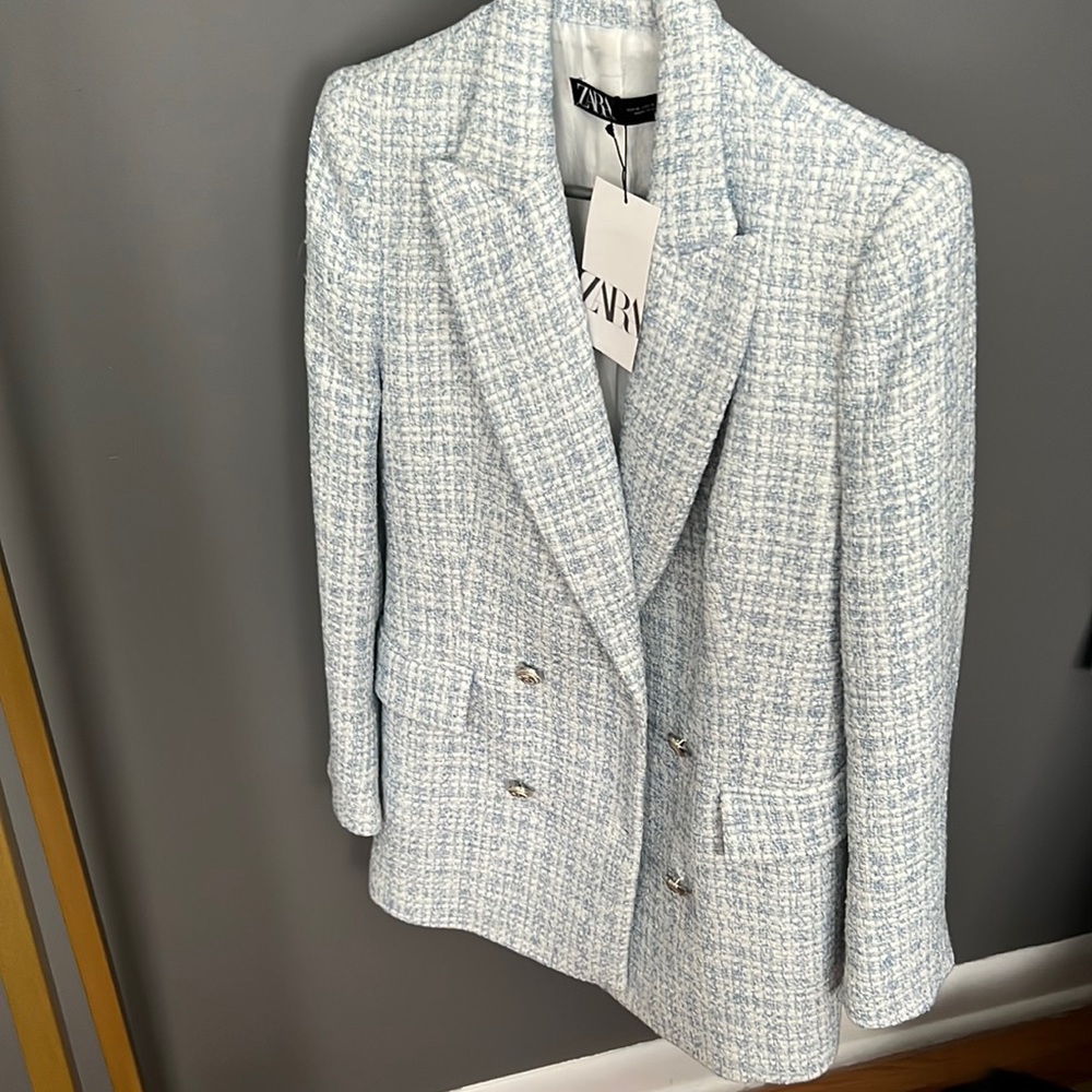 Invited edition Zara tweed blazer, size medium.